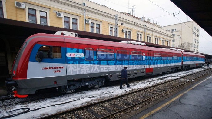 Serbian nationalist train causes tension as it reaches Kosovo border 